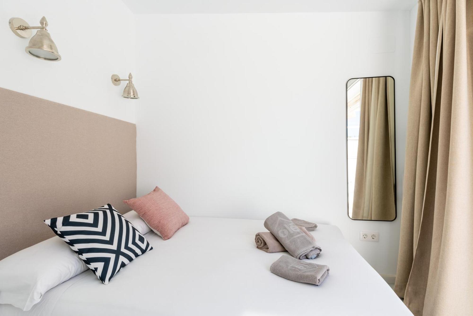 セビリアDuplex Con Terraza Junto A La Catedralアパートメント エクステリア 写真