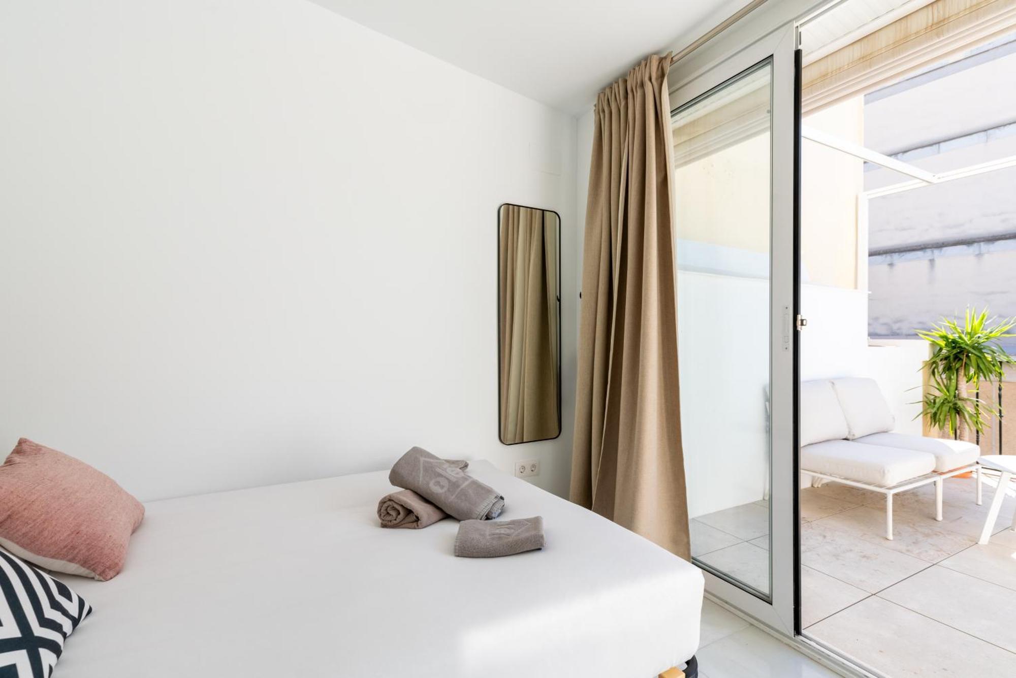 セビリアDuplex Con Terraza Junto A La Catedralアパートメント エクステリア 写真